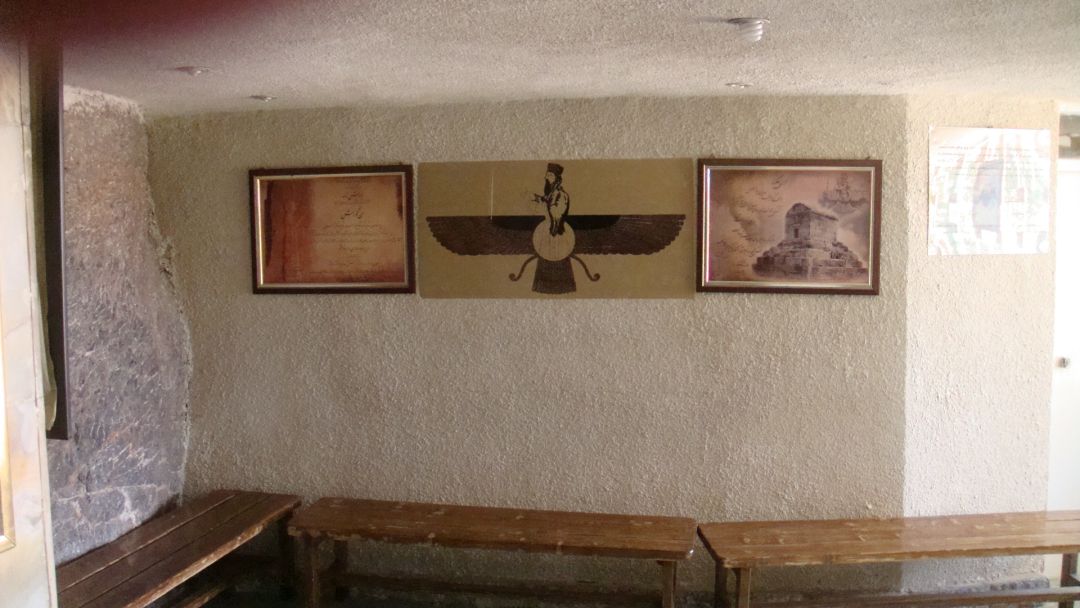 Sanktuarium Czak Czak w górach Iranu – mistyczne miejsce pielgrzymek