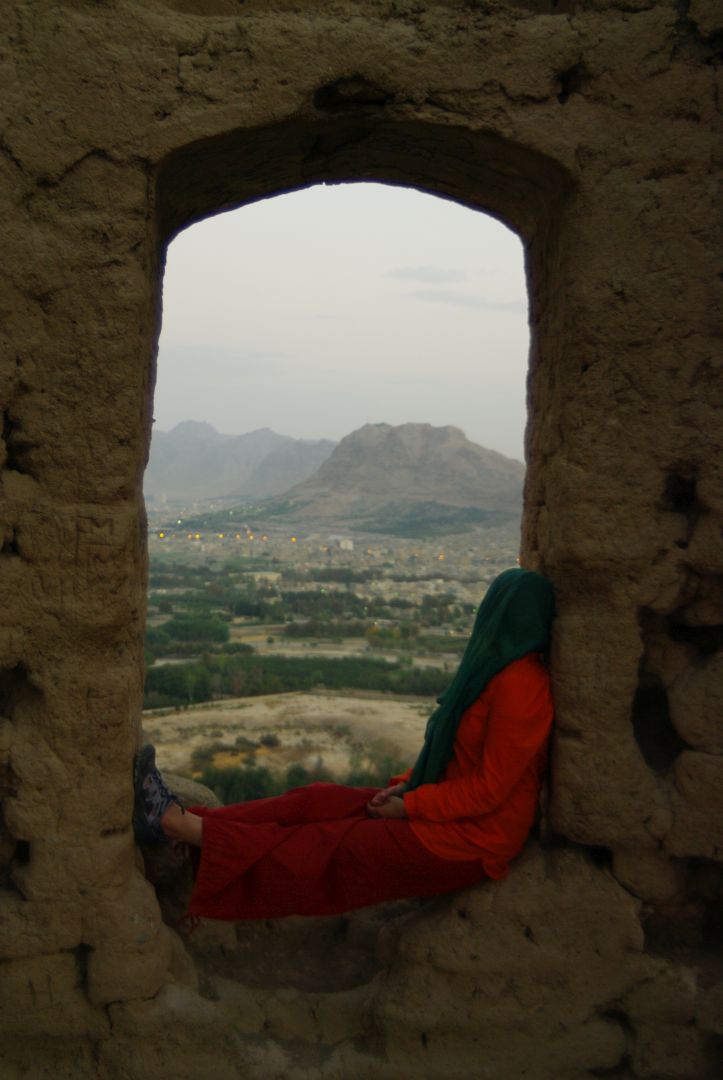 Wieża Milczenia w Esfahanie o zachodzie słońca