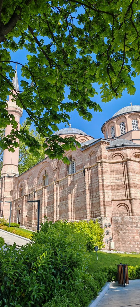 ewnętrzny widok meczetu Kariye – dawnego kościoła św. Zbawiciela w Stambule