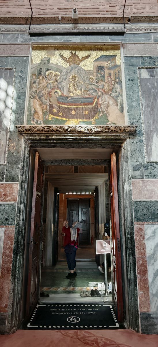 wnętrze meczetu Kariye – dawnego kościoła św. Zbawiciela w Stambule– mozaiki bizantyjskie w pełnej krasie