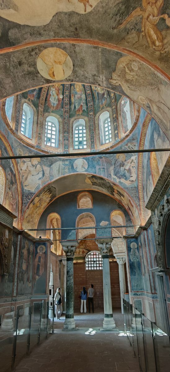 wnętrze meczetu Kariye – dawnego kościoła św. Zbawiciela w Stambule– mozaiki bizantyjskie w pełnej krasie