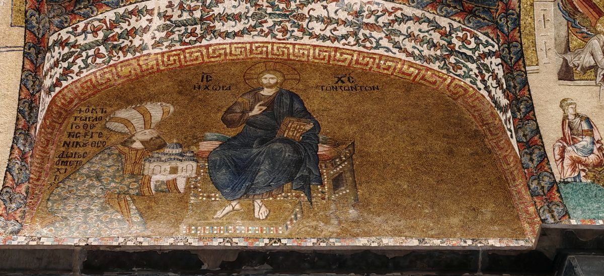 wnętrze meczetu Kariye – dawnego kościoła św. Zbawiciela w Stambule– mozaiki bizantyjskie w pełnej krasie