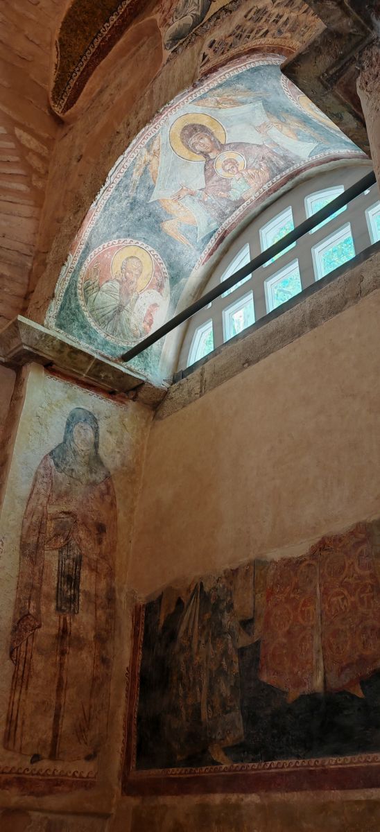 wnętrze meczetu Kariye – dawnego kościoła św. Zbawiciela w Stambule– mozaiki bizantyjskie w pełnej krasie