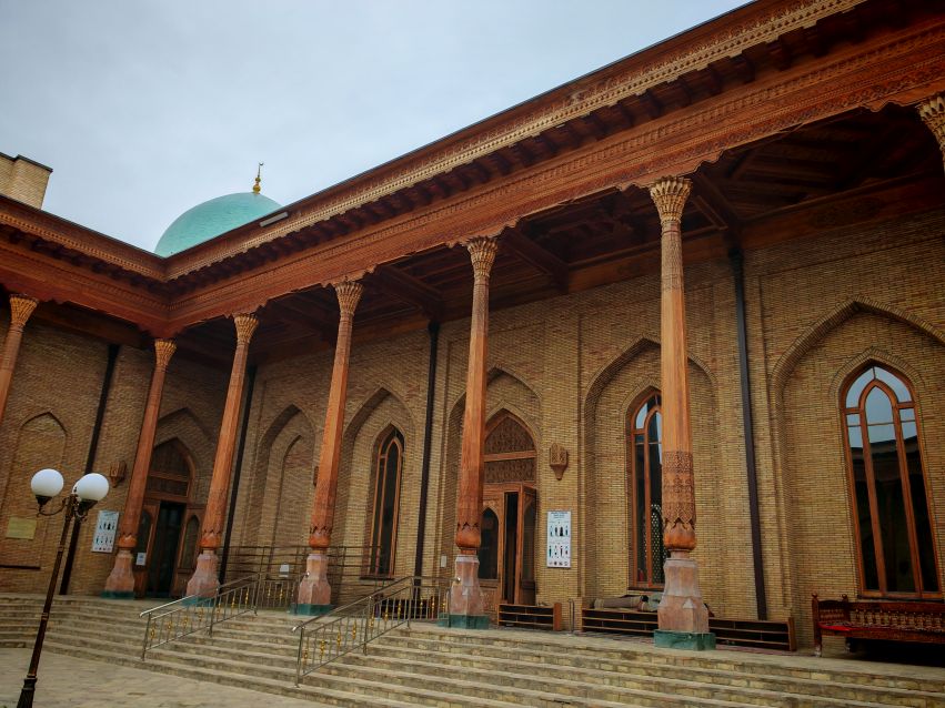 Hazrati Imam (Hast Imam)